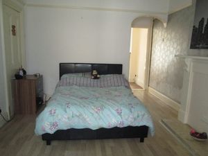 bedroom- click for photo gallery